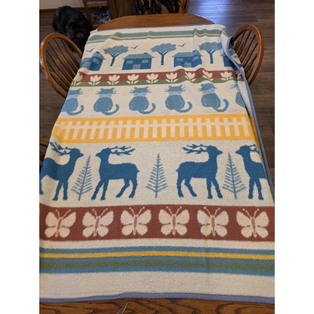 Reygers Reversible Throw 70's  Vintage Cabin Cottagecore Farmhouse Scandi Greece